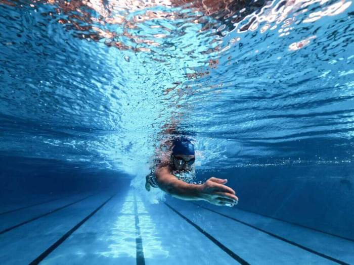 Prefieres nadar en la piscina